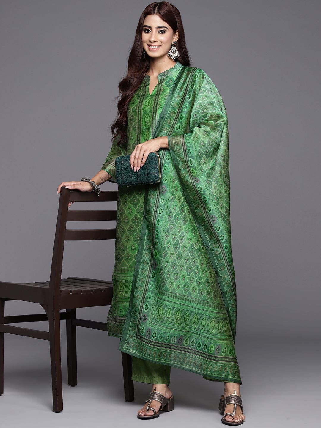 Varanga Women Green Ethnic Printed Straight Kurta With Bottom And Dupatta