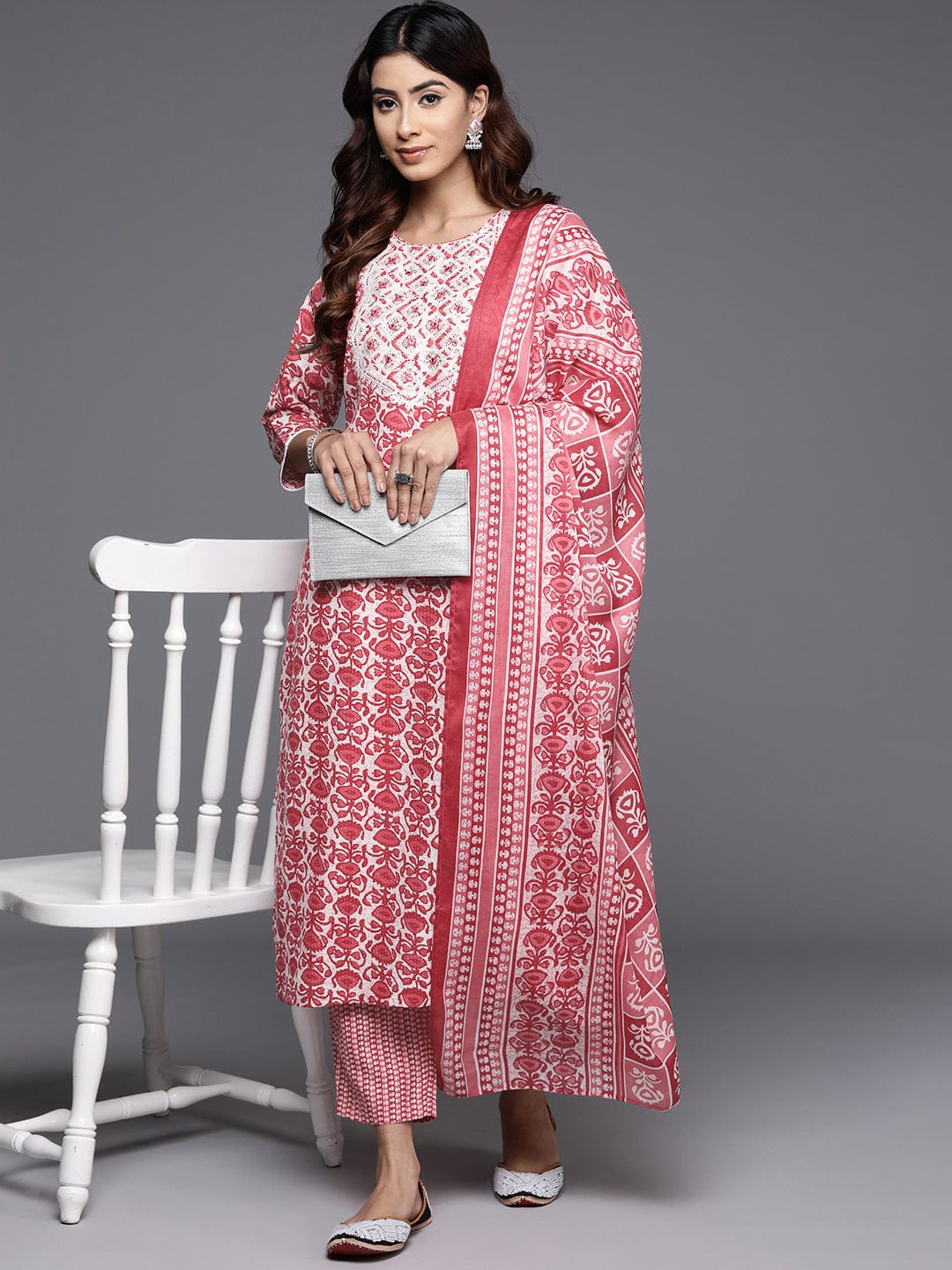 Varanga Women Ethnic Motifs Printed Regular Thread Work Kurta with Trousers & With Dupatta