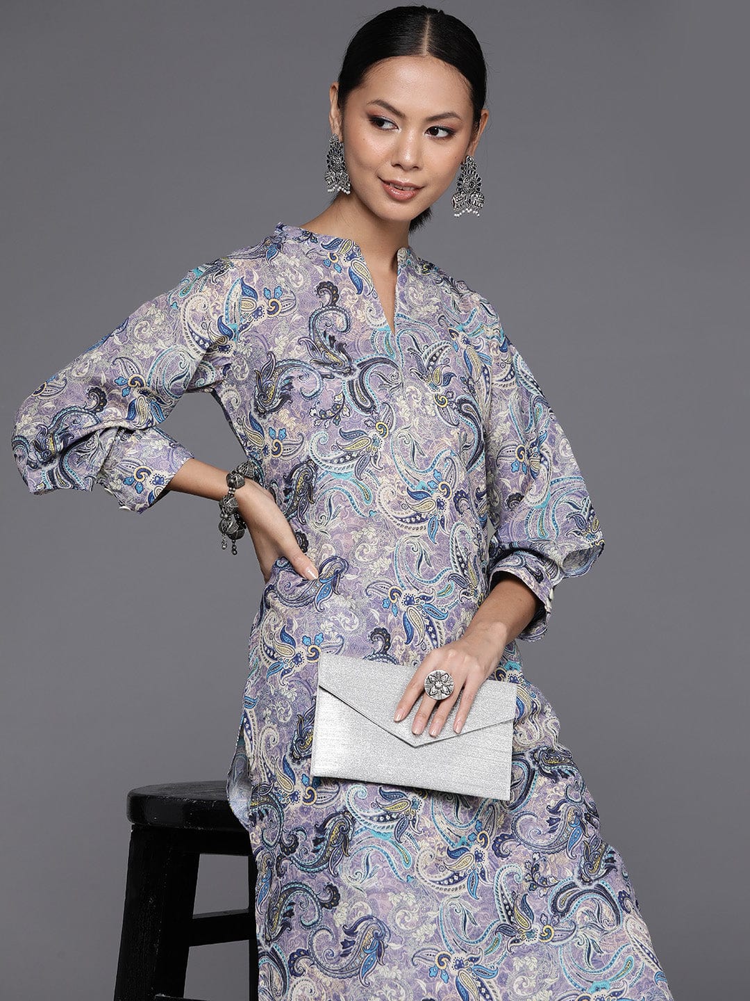 Varanga Women Lavender Printed Straight Kurta With Tonal Bottom