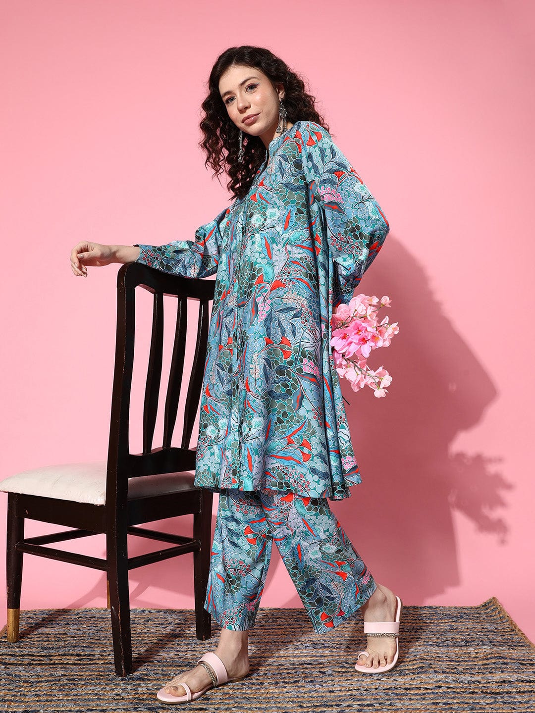 CLOTHING SET