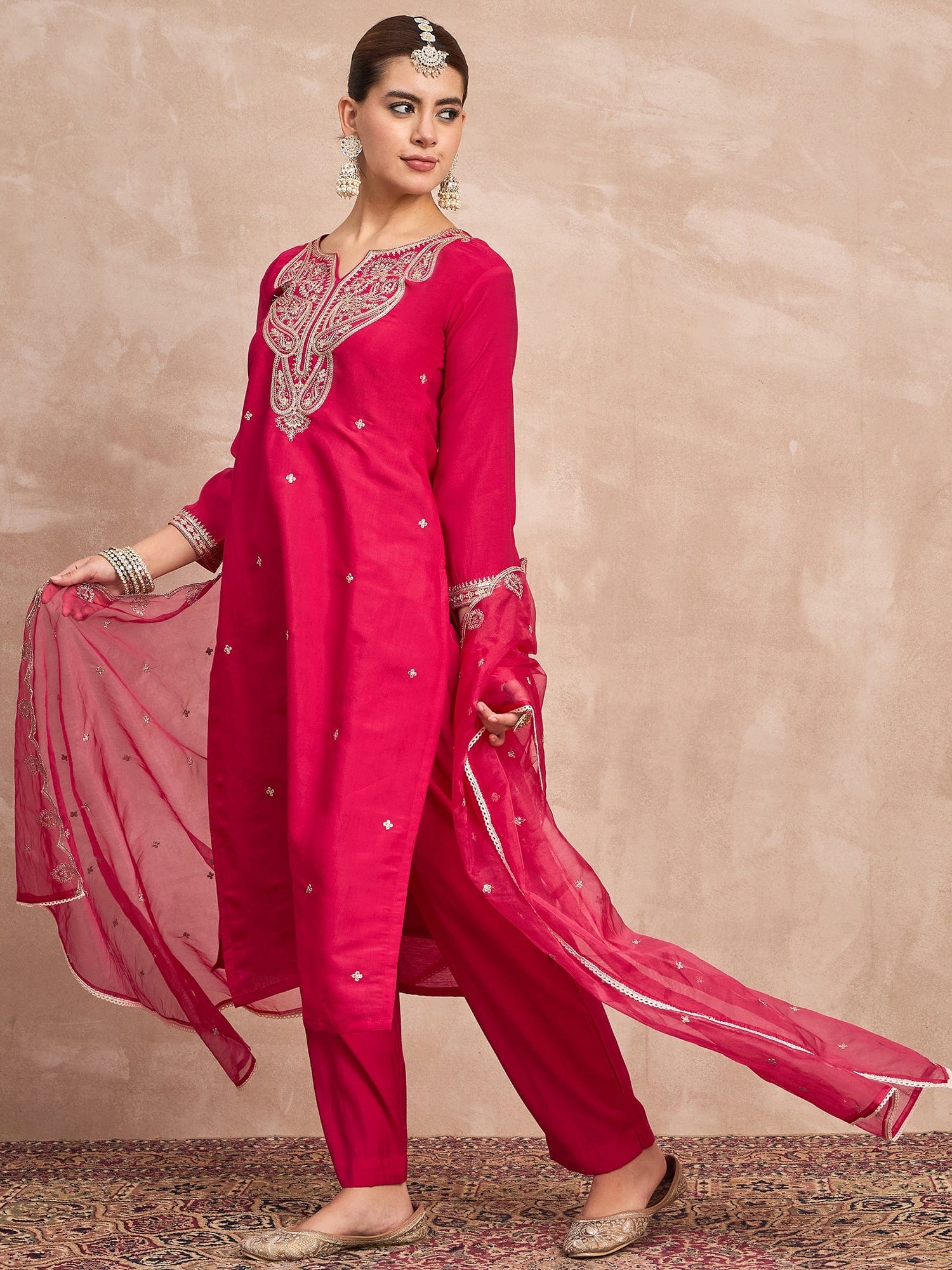 Fuchsia Straight-Fit Kurta Set With Intricate Zari Embroidery, Paired With Solid Ankle-Length Trousers And An Embroidered Dupatta For A Graceful Festive Look