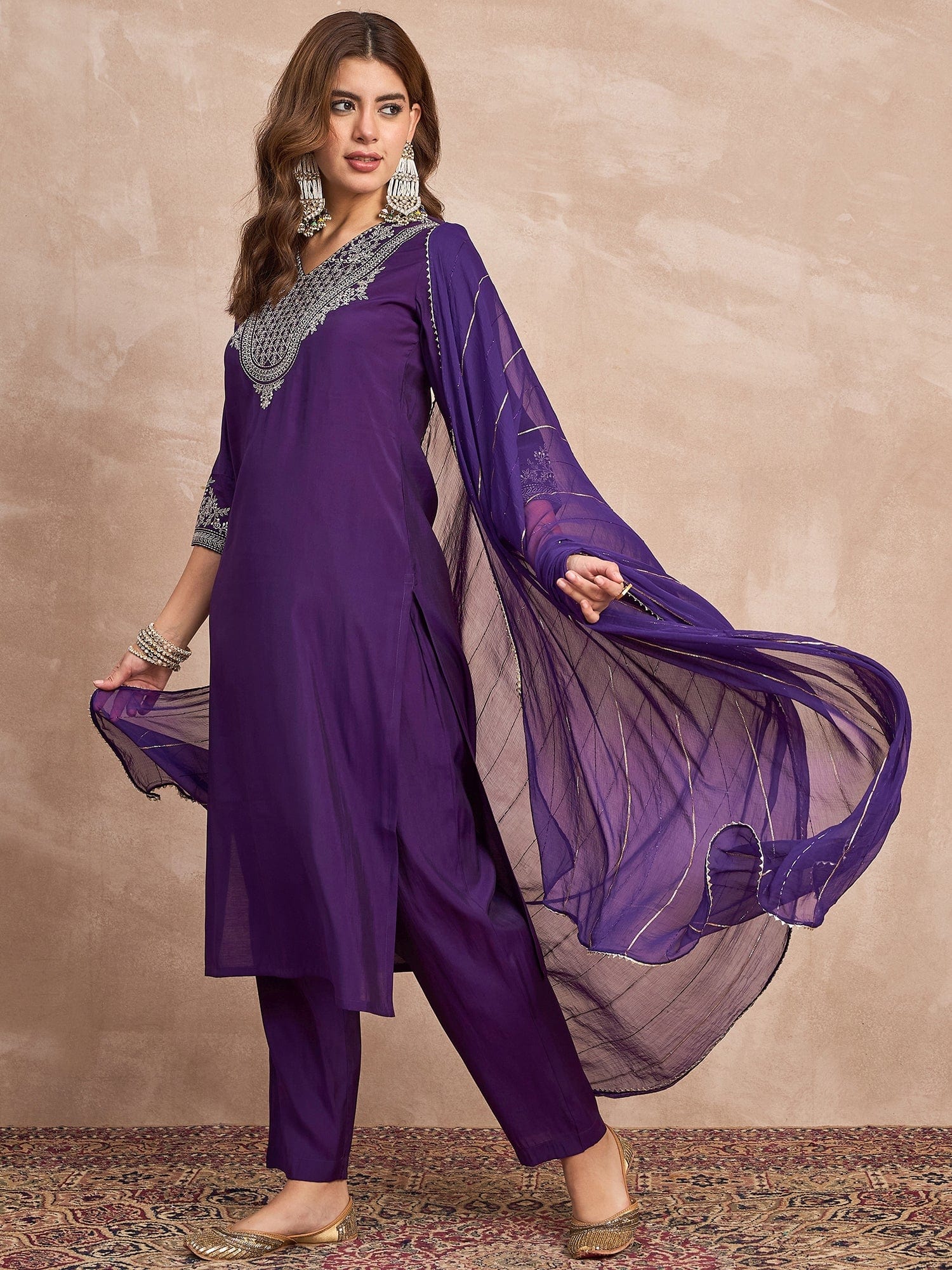 Kurta Set With Intricate Zari Embroidery, Paired With Solid Ankle-Length Trousers And An Embroidered Dupatta For A Graceful Festive Look