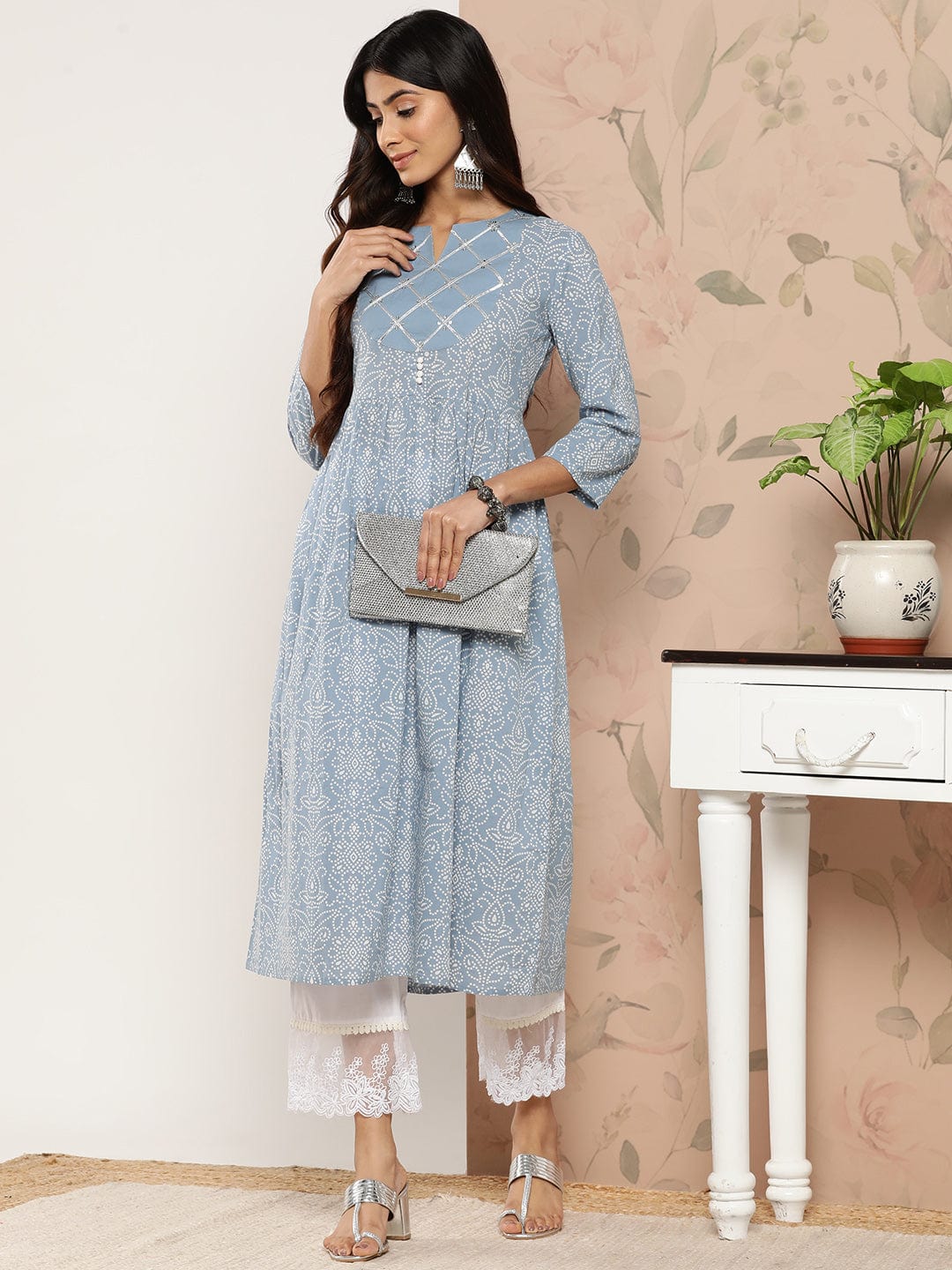 KURTA