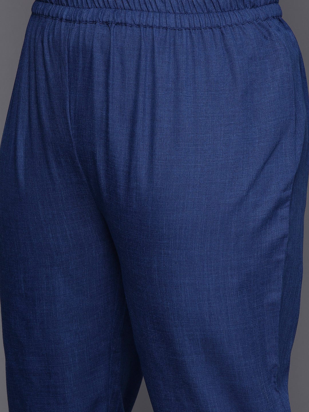 Varanga Women Plus Size Embroidered Yoke Straight Kurta Paired With Tonal Bottom And Printed Bhagalpuri Dupatta