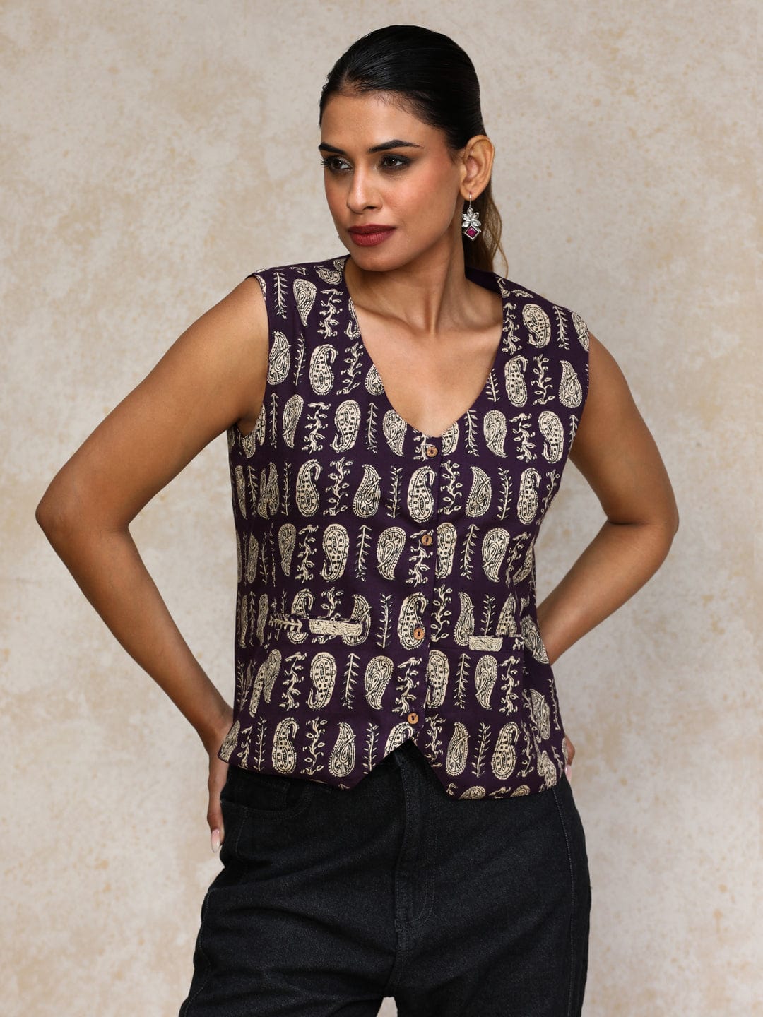 Varanga Women sleeveless printed short top