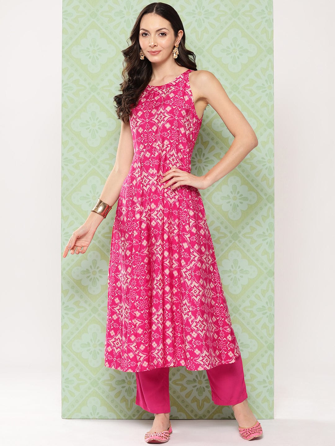 Varanga Women Pink Patola Printed Anarkali Kurta Paired With Solid Bottom