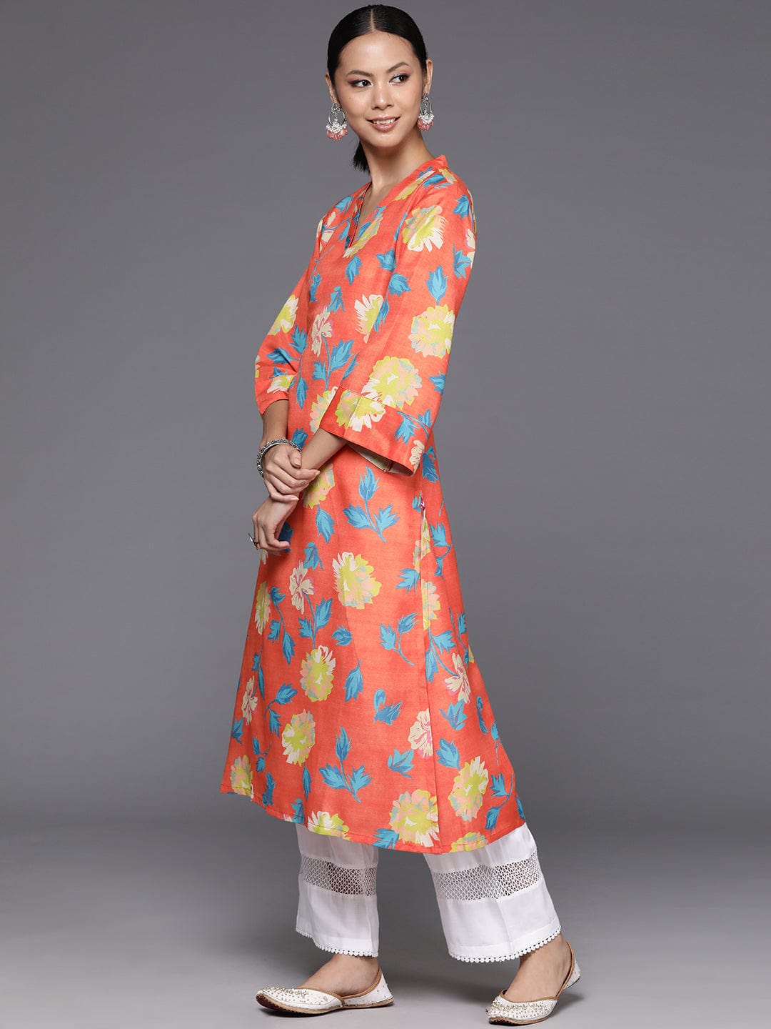 Varanga Women Orange Floral Printed V-Neck A-Line Kurta With Side Slits