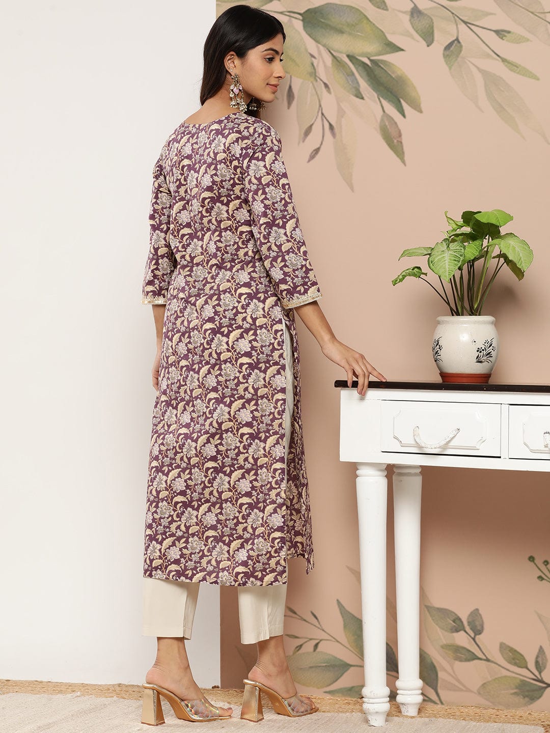 KURTA