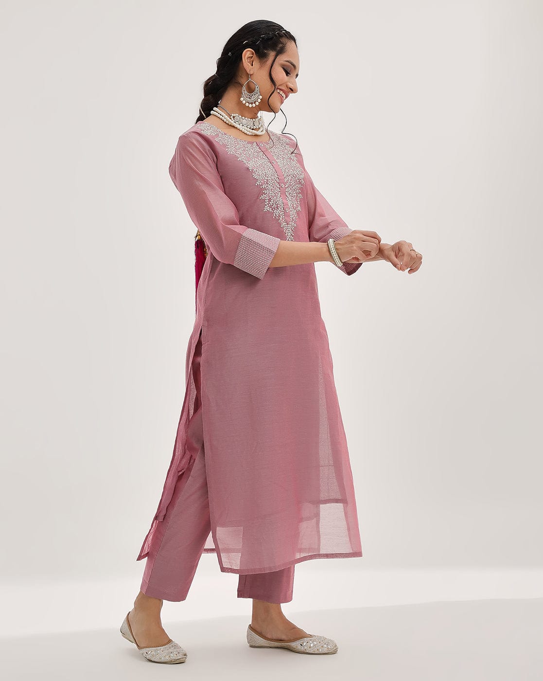 Varanga Women Mauve Floral Embroidered Regular Chanderi Silk Kurta With Trousers & With Dupatta