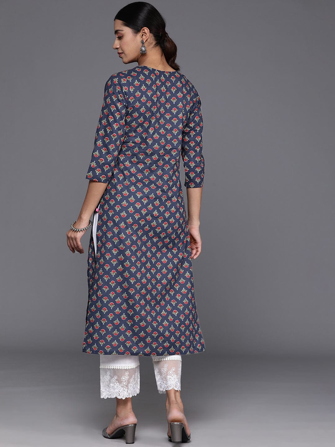 KURTA