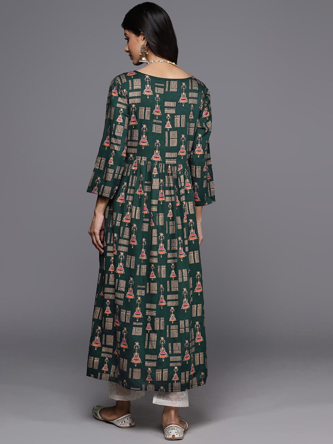 KURTA
