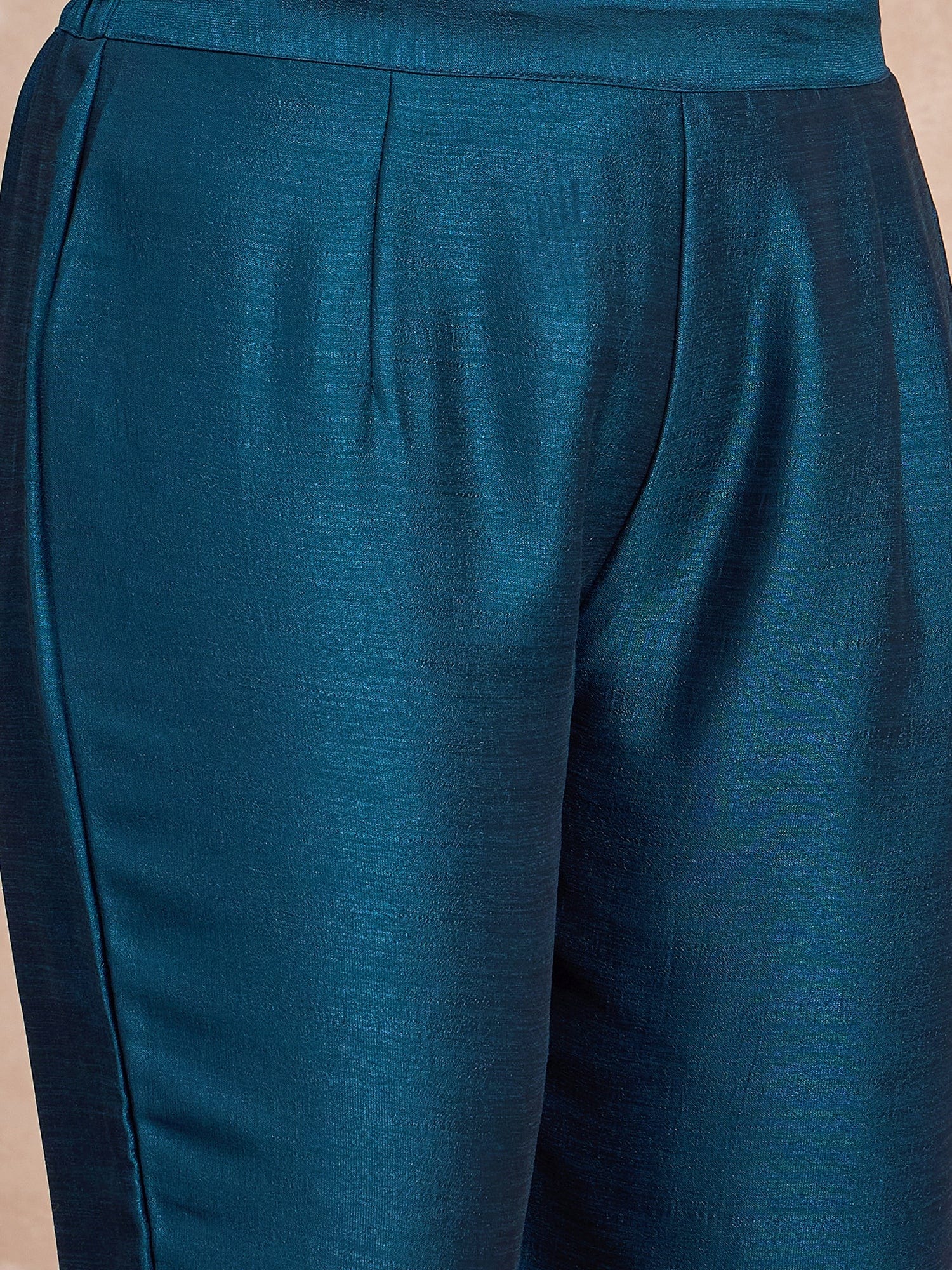 Kurta With Intricate Zari-Embroidered Yoke Is Paired With Ankle-Length Solid Trousers And A Matching Zari-Accented Dupatta