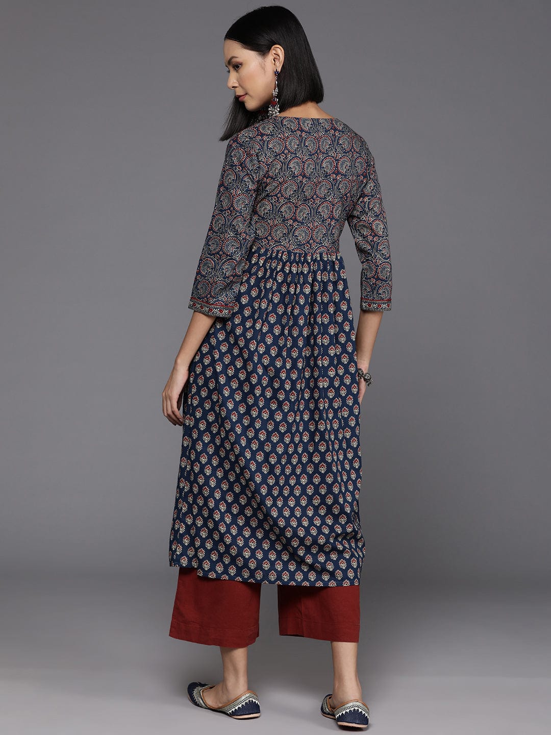 Varanga Women Blue And Maroon Bandez Printed Anarkali Kurta