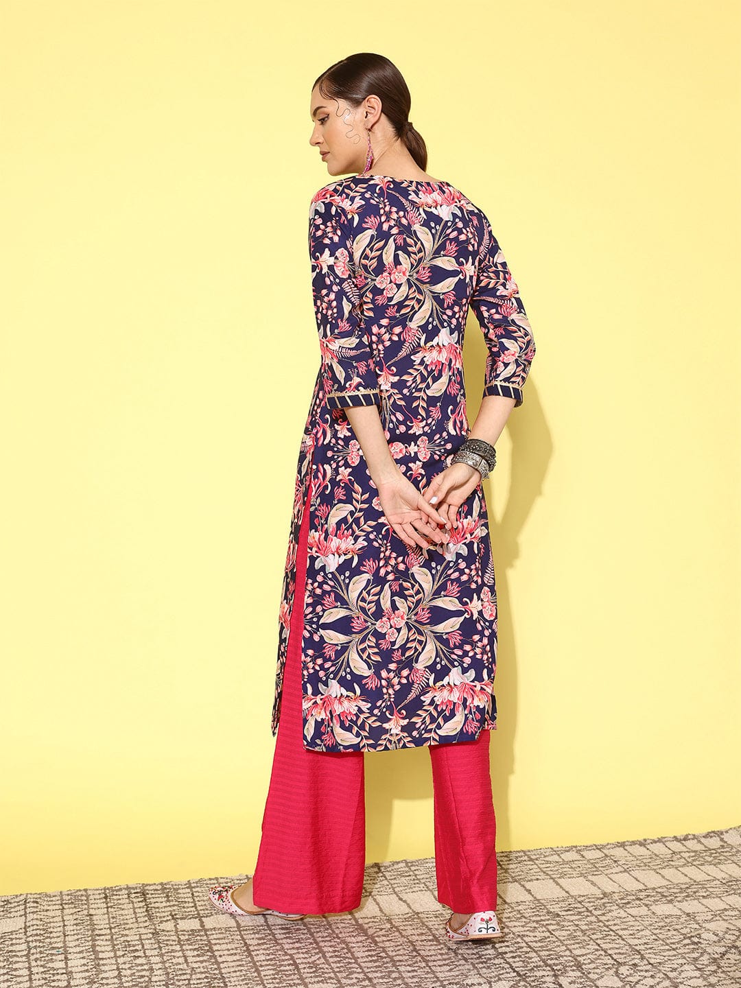 KURTA