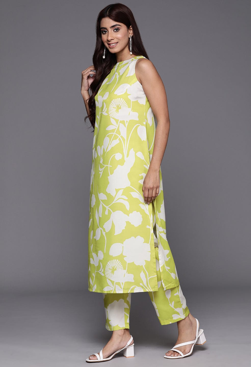 Varanga Women Lime Green Halter Neck Kurta With Bottom