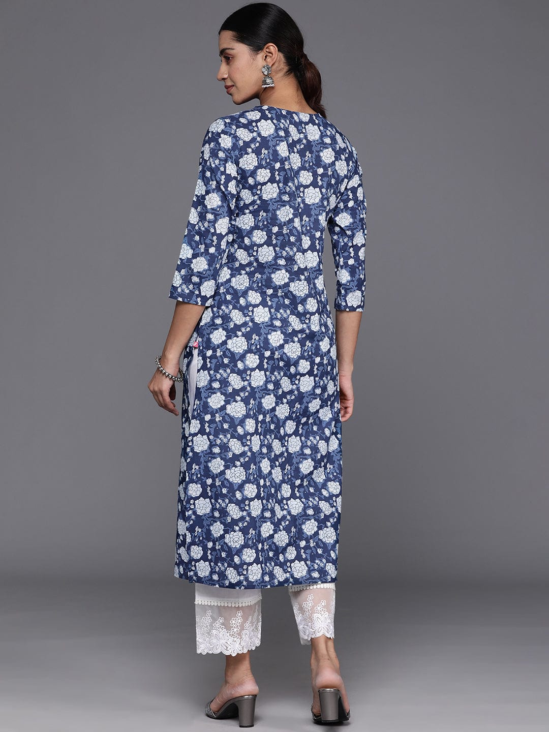 KURTA