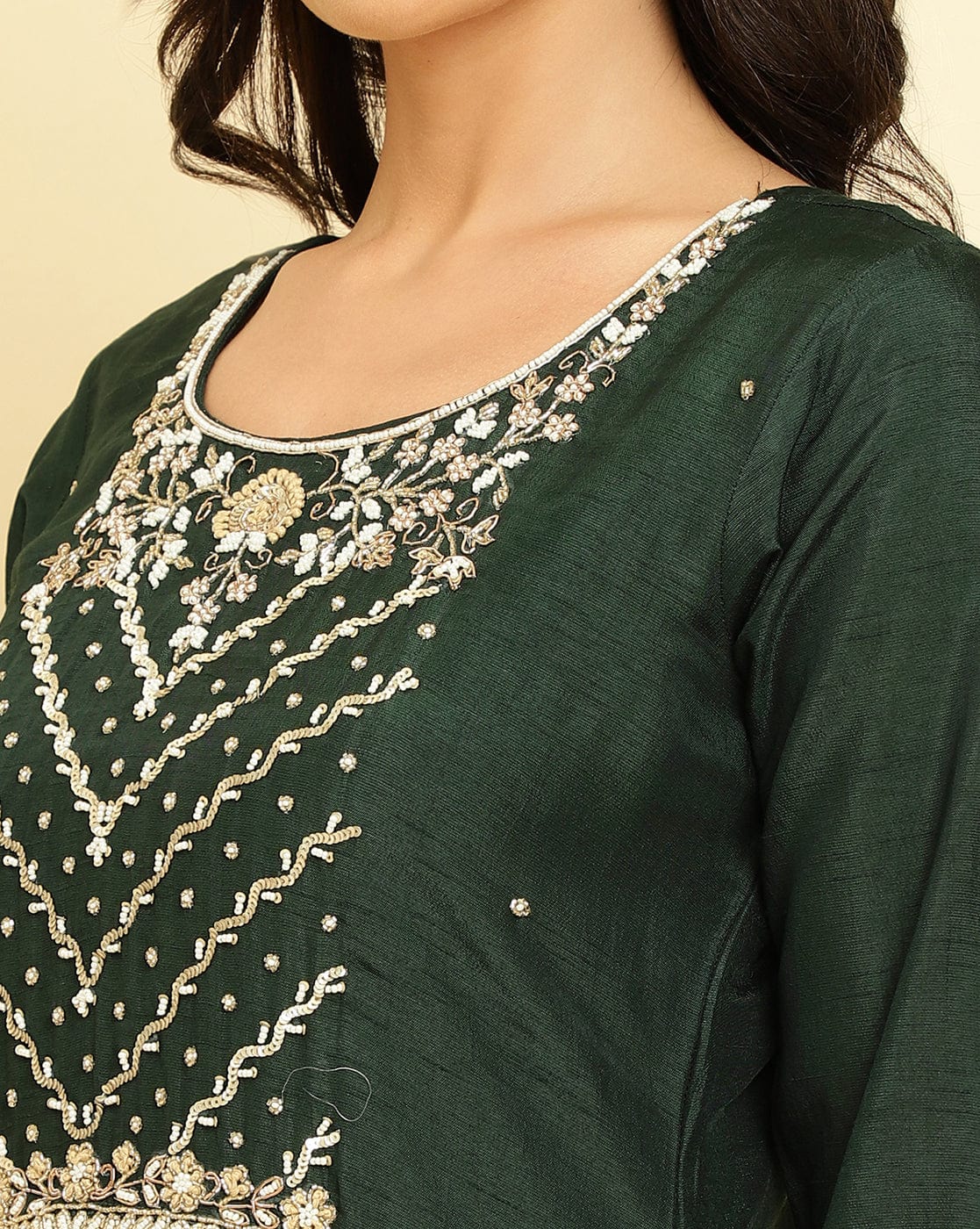 Varanga Women Green Embroidered Straight Kurta Paired With Tonal Bottom And Dupatta