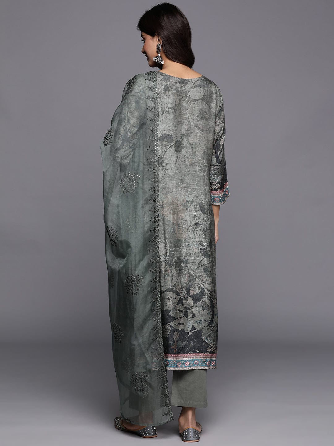 Varanga Women Green Floral Printed  Straight Kurta Paired With Tonal Bottom And  Tonal Organza Embroidered Dupatta