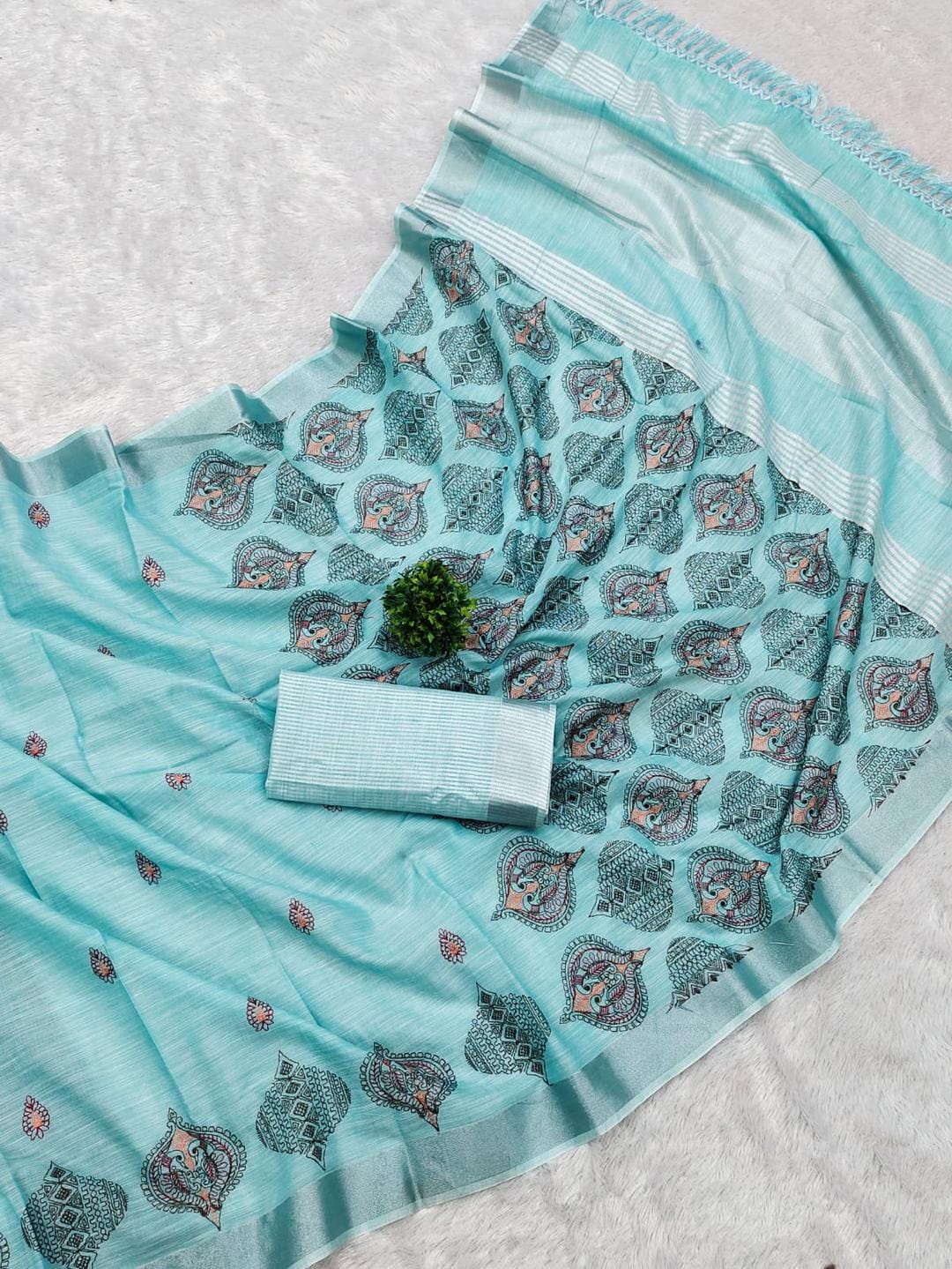 Ethnic Motifs Zari Woven Design Banarasi Saree