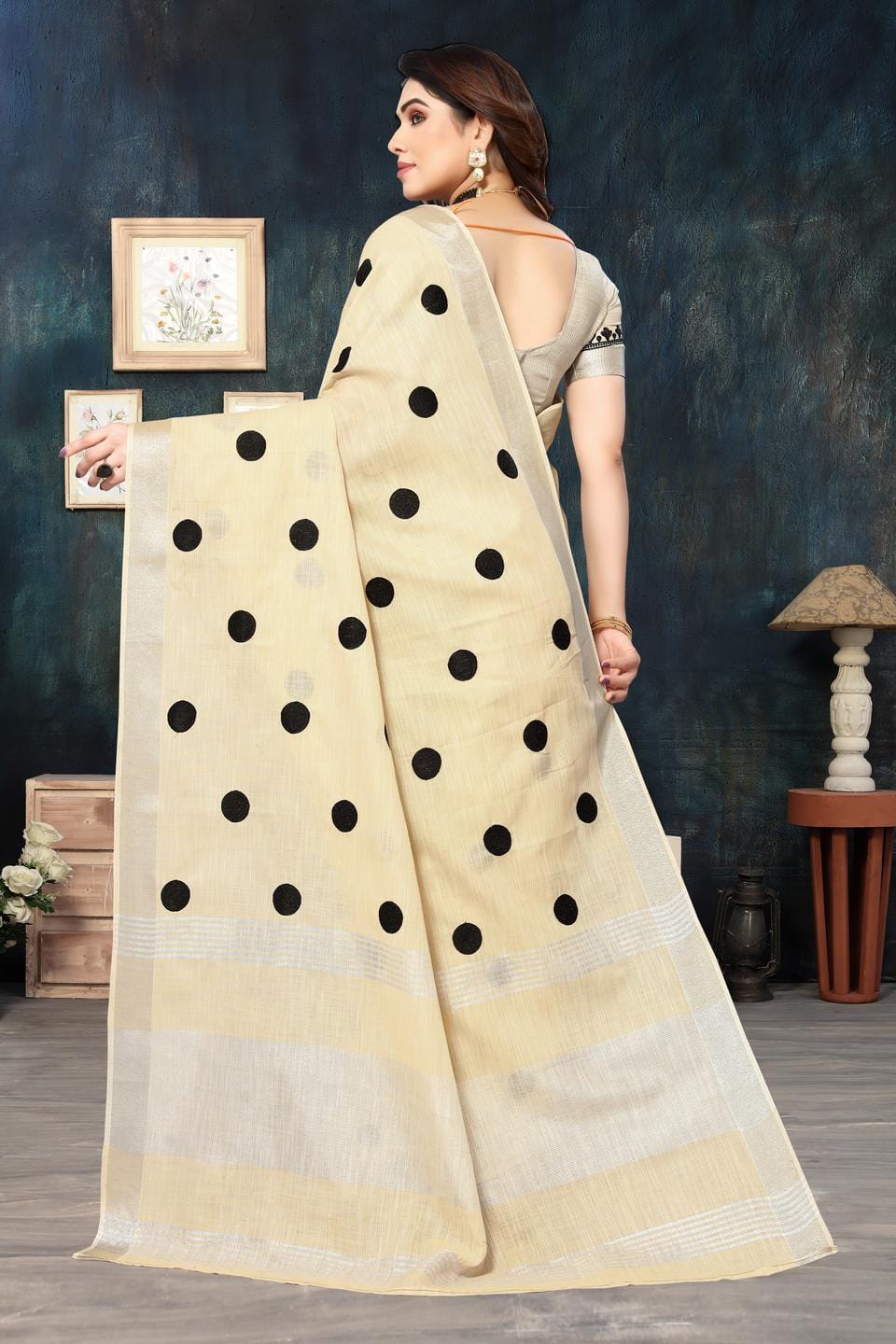 Ethnic Motifs Zari Woven Design Banarasi Saree