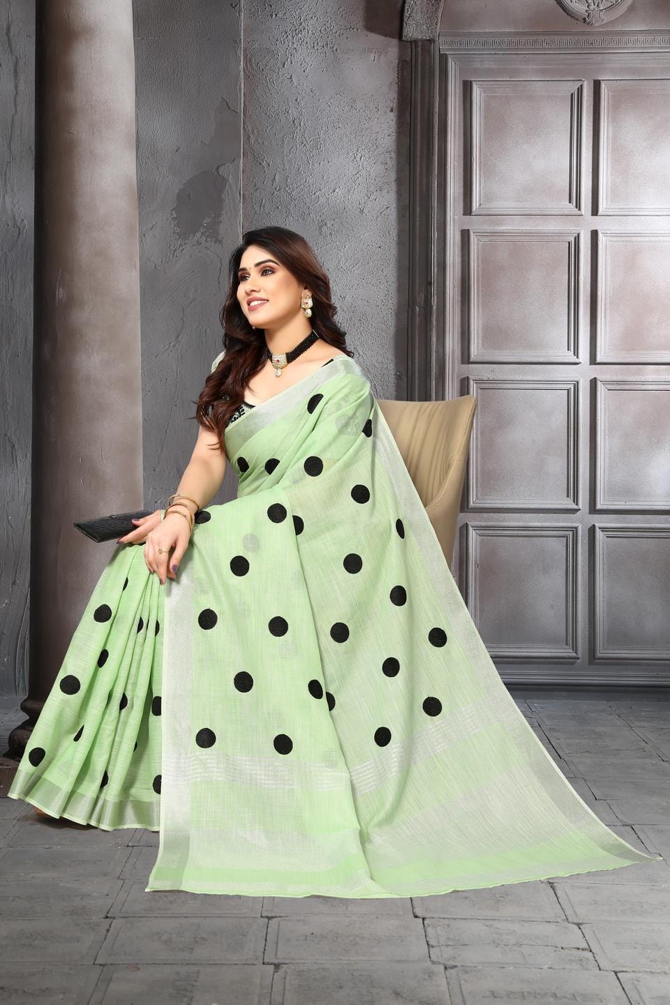 Ethnic Motifs Zari Woven Design Banarasi Saree
