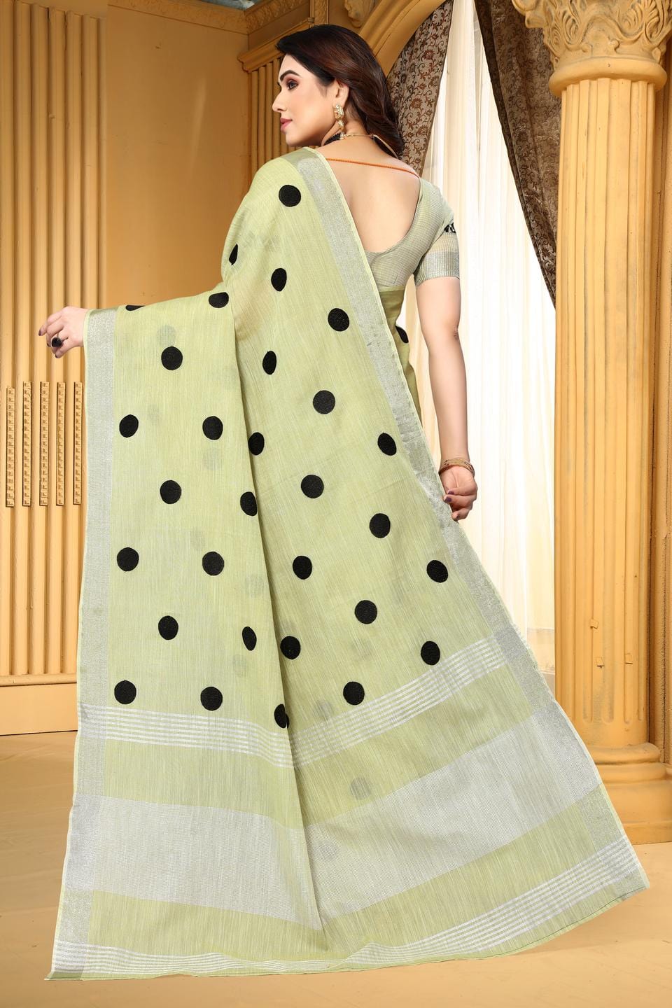 Ethnic Motifs Zari Woven Design Banarasi Saree