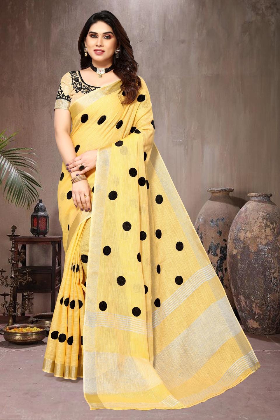 Ethnic Motifs Zari Woven Design Banarasi Saree