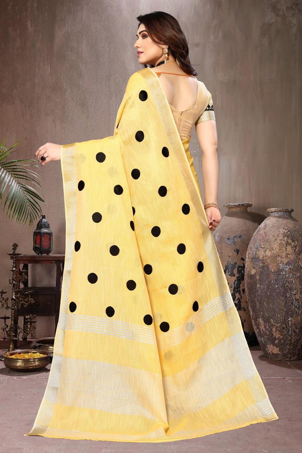 Ethnic Motifs Zari Woven Design Banarasi Saree