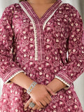 Varanga Women Magenta Floral Printed Straight Kurta