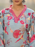 Varanga Women Sea Green Floral Printed Straight Kurta With 3/4Th Bell Sleeve.