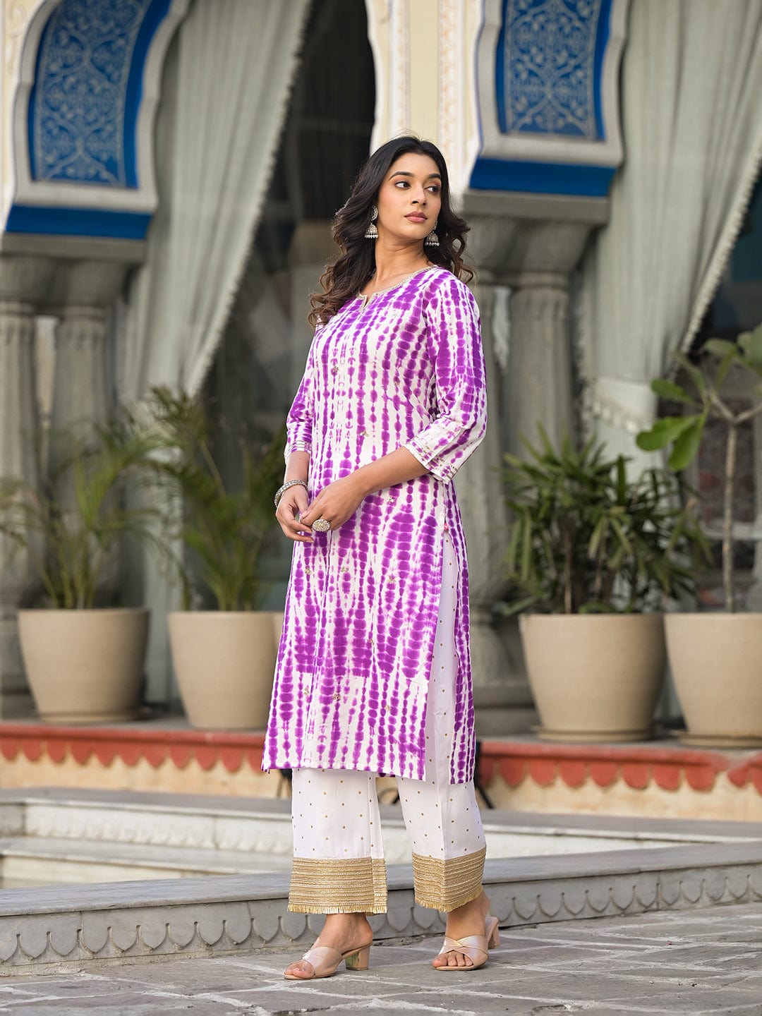 Varanga Women Purple Shibori Straight Kurta With Embellished Round Neck Js Vkur1240