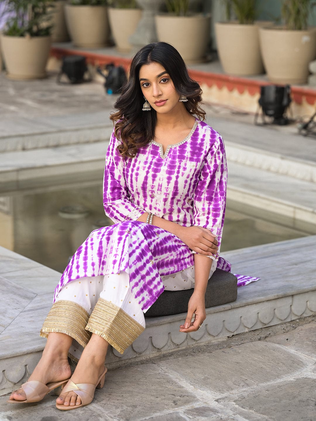 Varanga Women Purple Shibori Straight Kurta With Embellished Round Neck Js Vkur1240