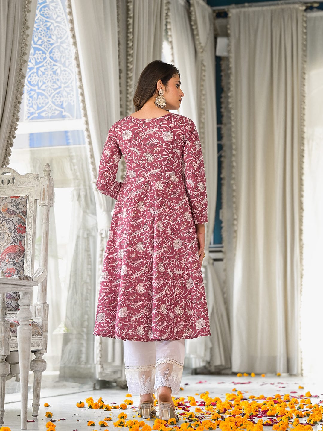 Varanga Women Mauve Floral Printed Full Sleeves Anarkali Kurta With Flared Hem Js Vkur1167