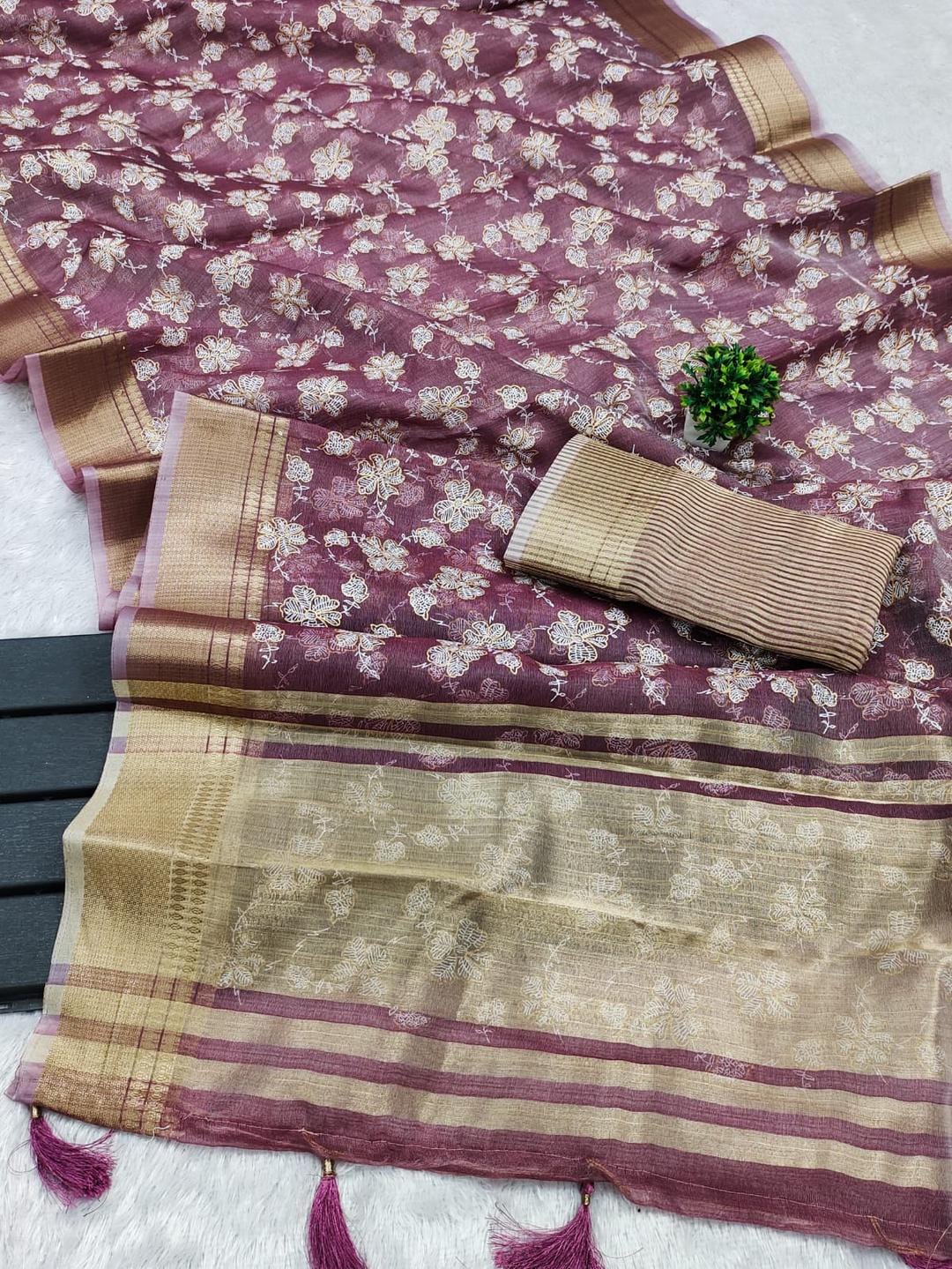 Ethnic Motifs Zari Woven Design Banarasi Saree