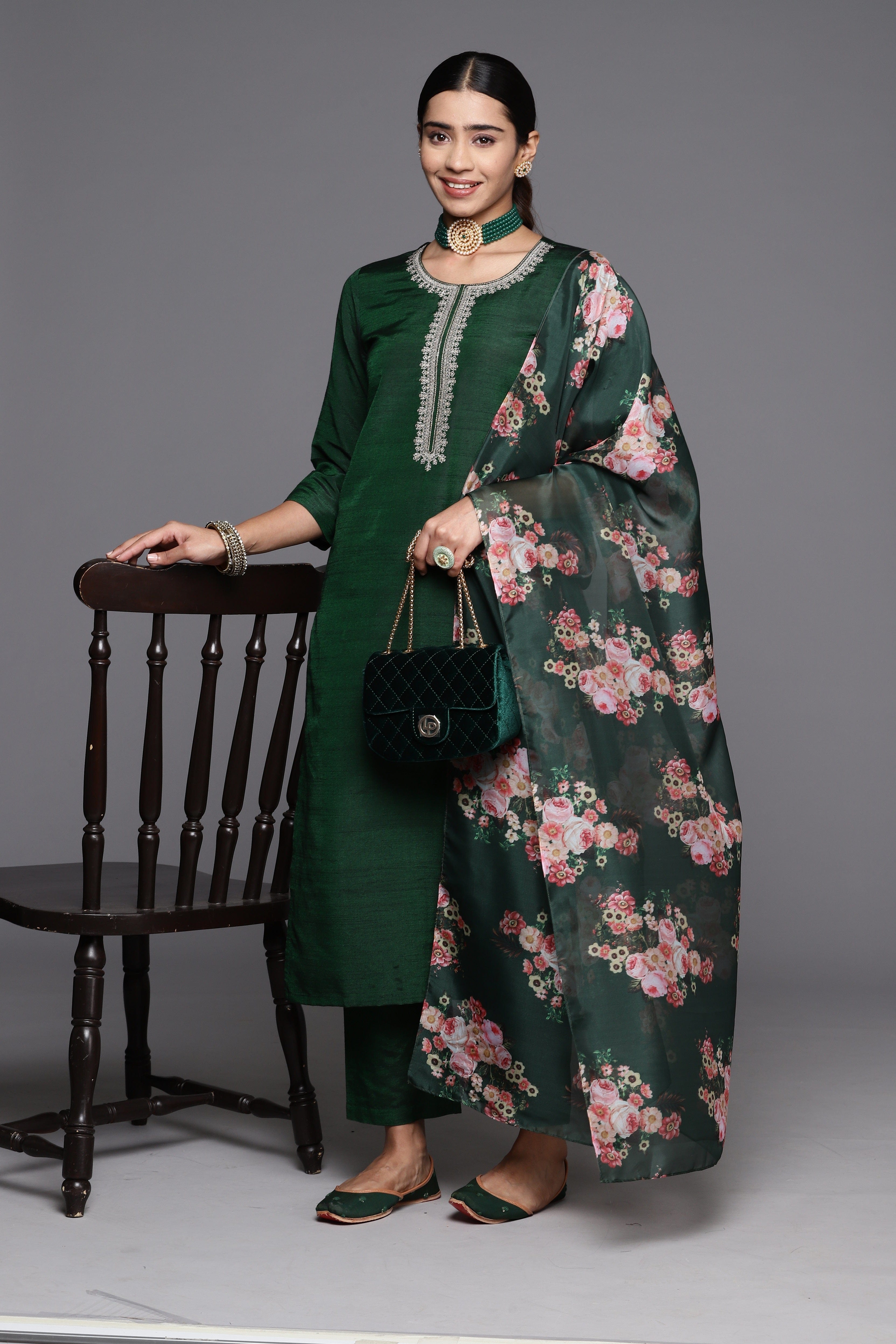 Varanga Women Green Embroidered Kurta With Straight Trouser And Floral Printed Dupatta