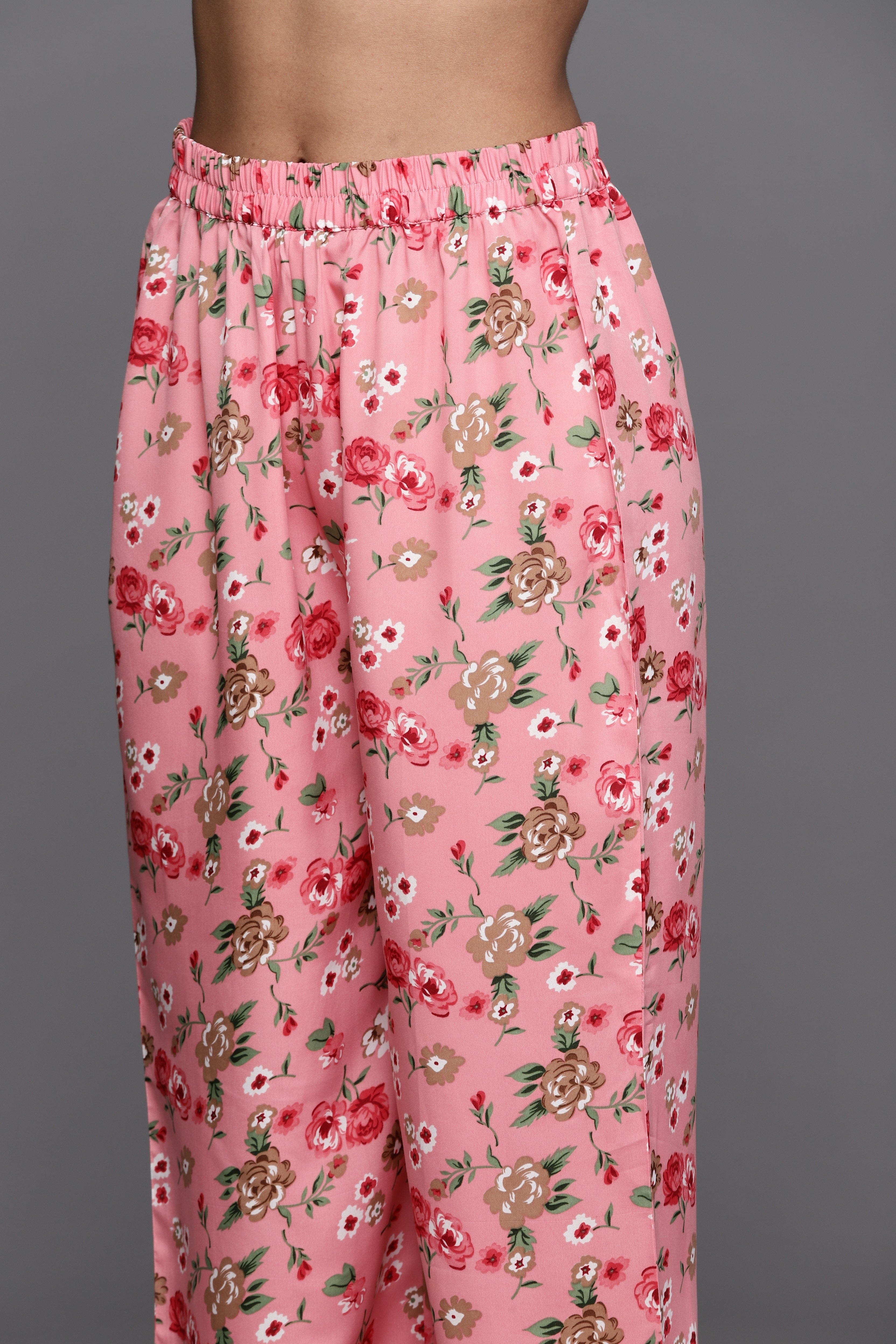 Varanga Women Pink Floral Printed Straight Kurta Paired With Bottom