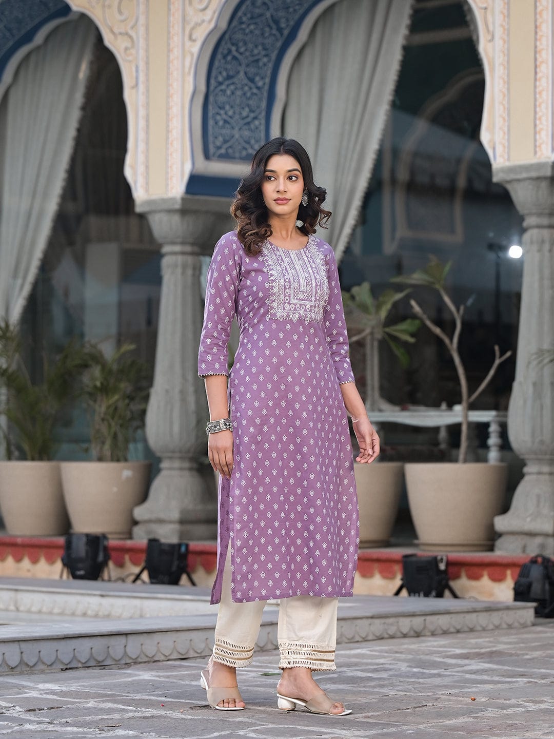 Varanga Mauve Straight Kurta With Embroidered Yoke