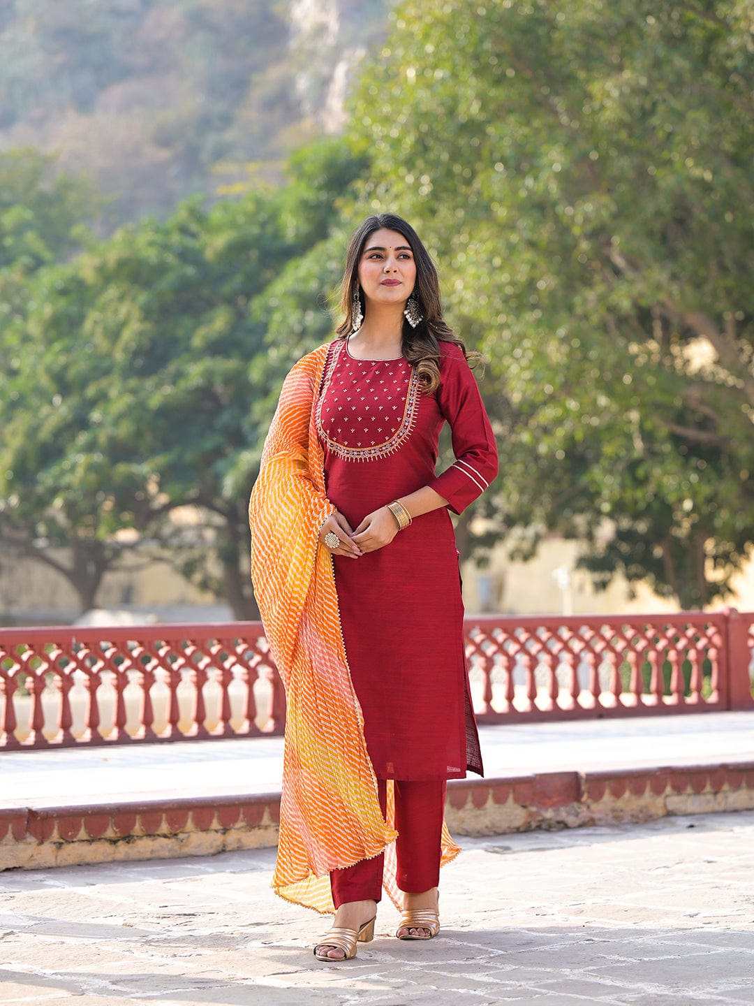Varanga Maroon Yoke Embroidered Straight Kurta Paired With Sgtraight Pant And Leheriya Dupatta