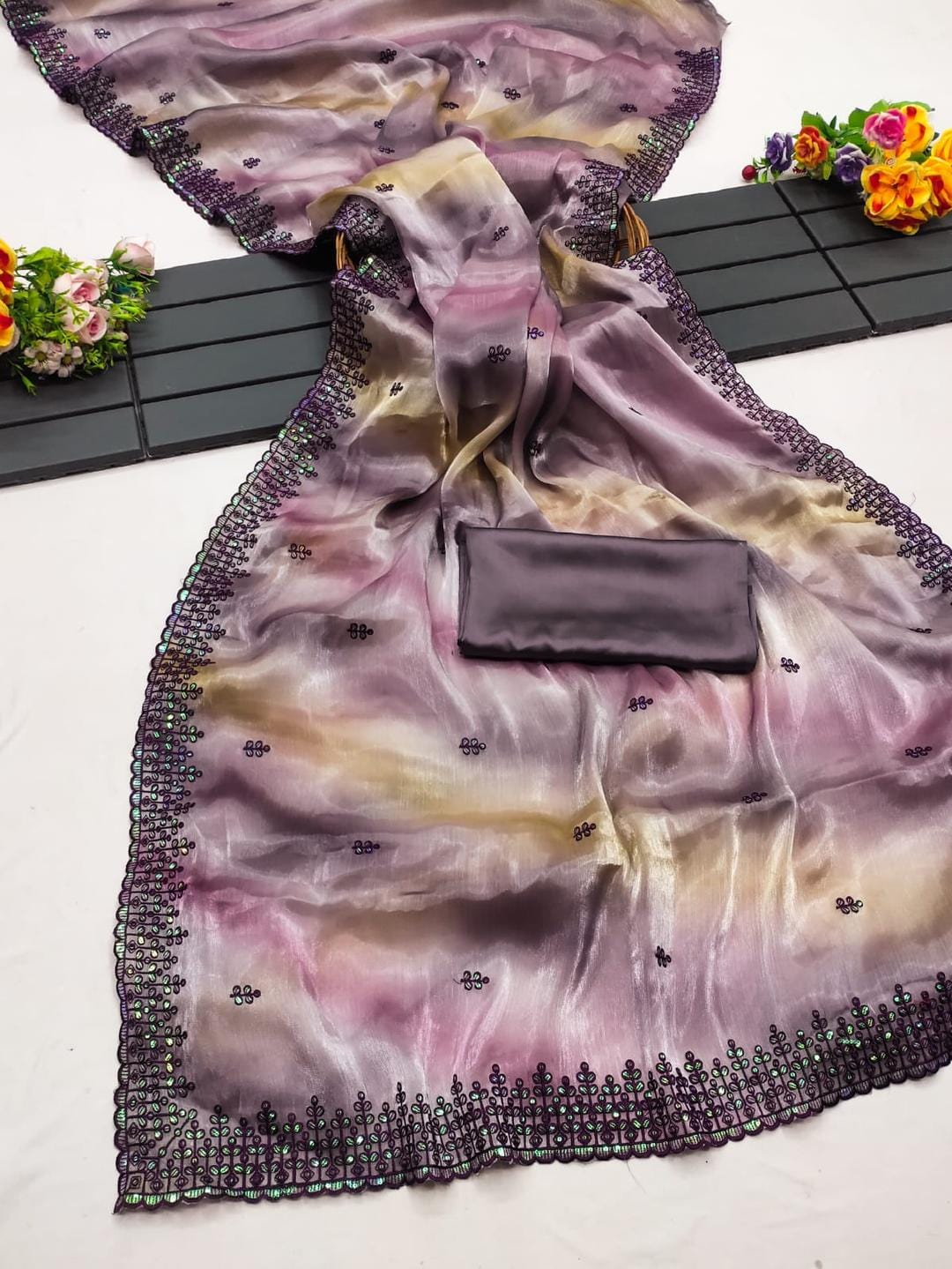 Ethnic Motifs Zari Woven Design Banarasi Saree