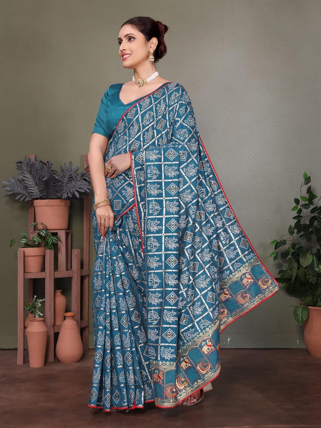 Ethnic Motifs Zari Woven Design Banarasi Saree