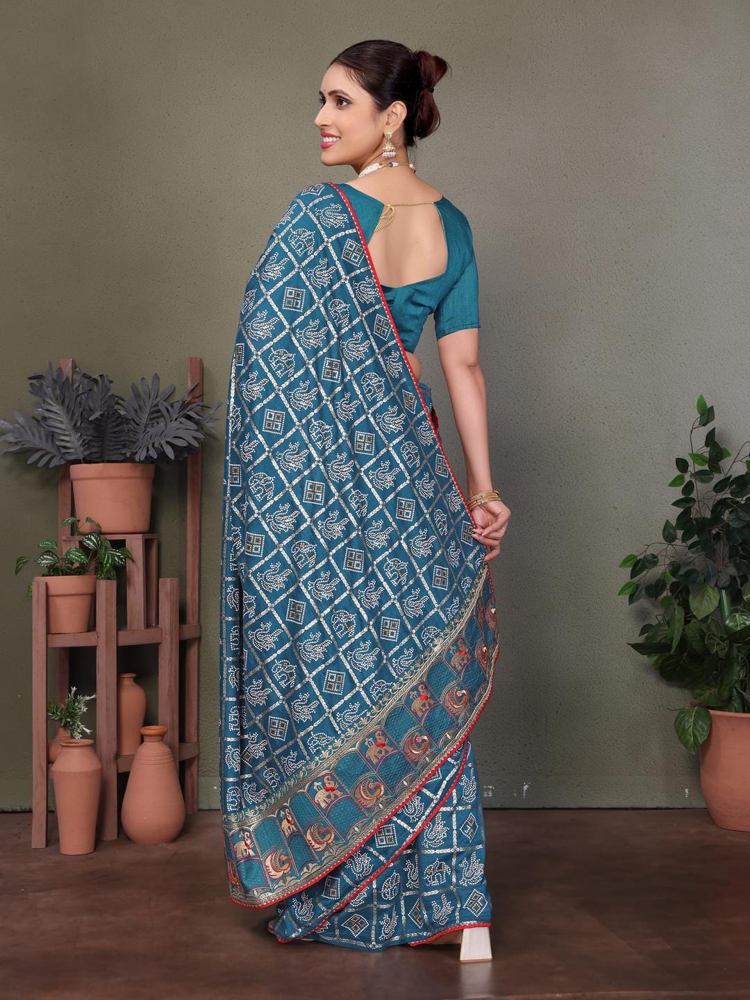 Ethnic Motifs Zari Woven Design Banarasi Saree