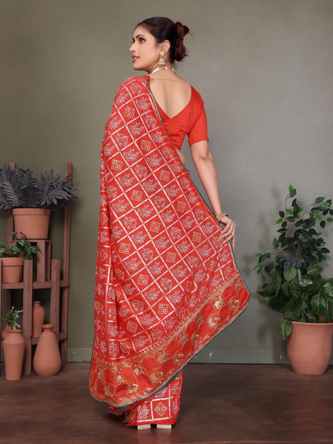 Ethnic Motifs Zari Woven Design Banarasi Saree