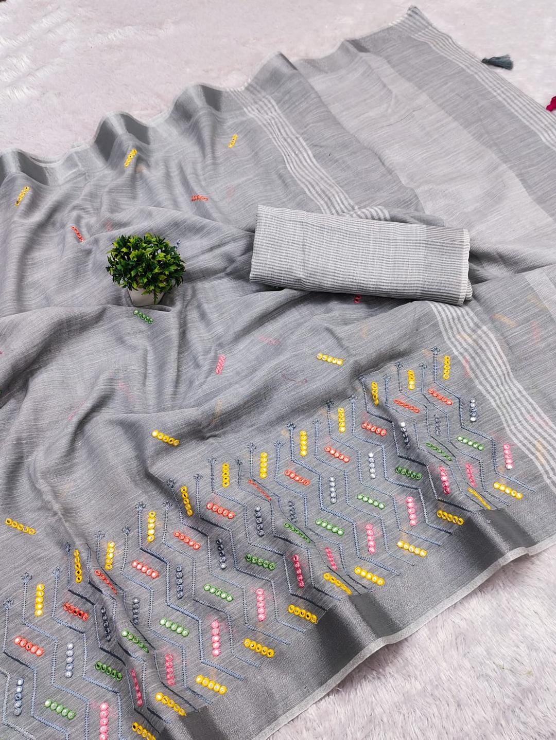 Ethnic Motifs Zari Woven Design Banarasi Saree