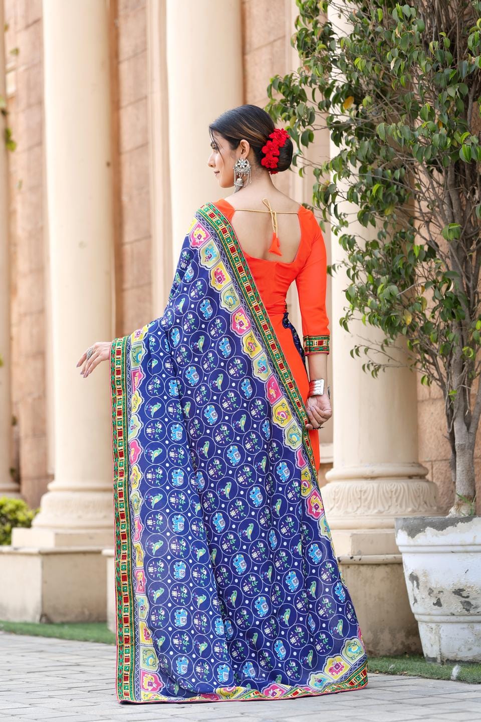 Ethnic Motifs Zari Woven Design Banarasi Saree