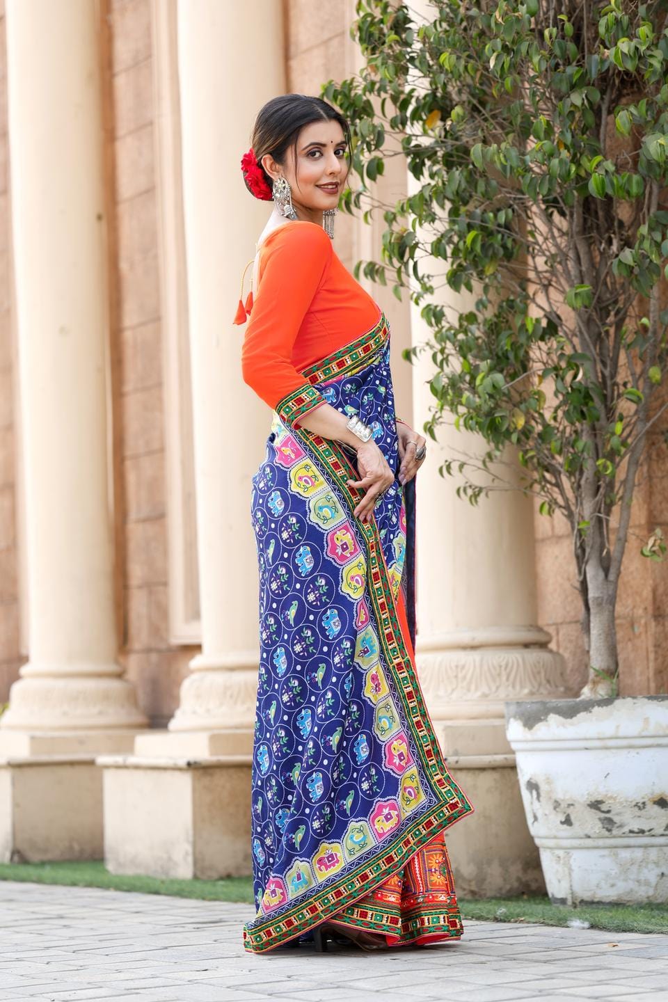 Ethnic Motifs Zari Woven Design Banarasi Saree