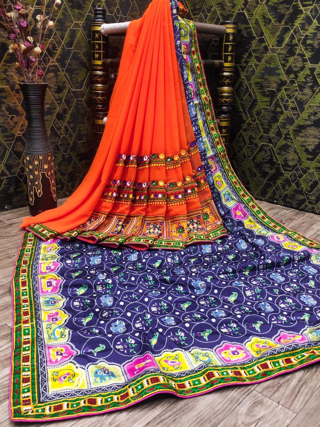 Ethnic Motifs Zari Woven Design Banarasi Saree