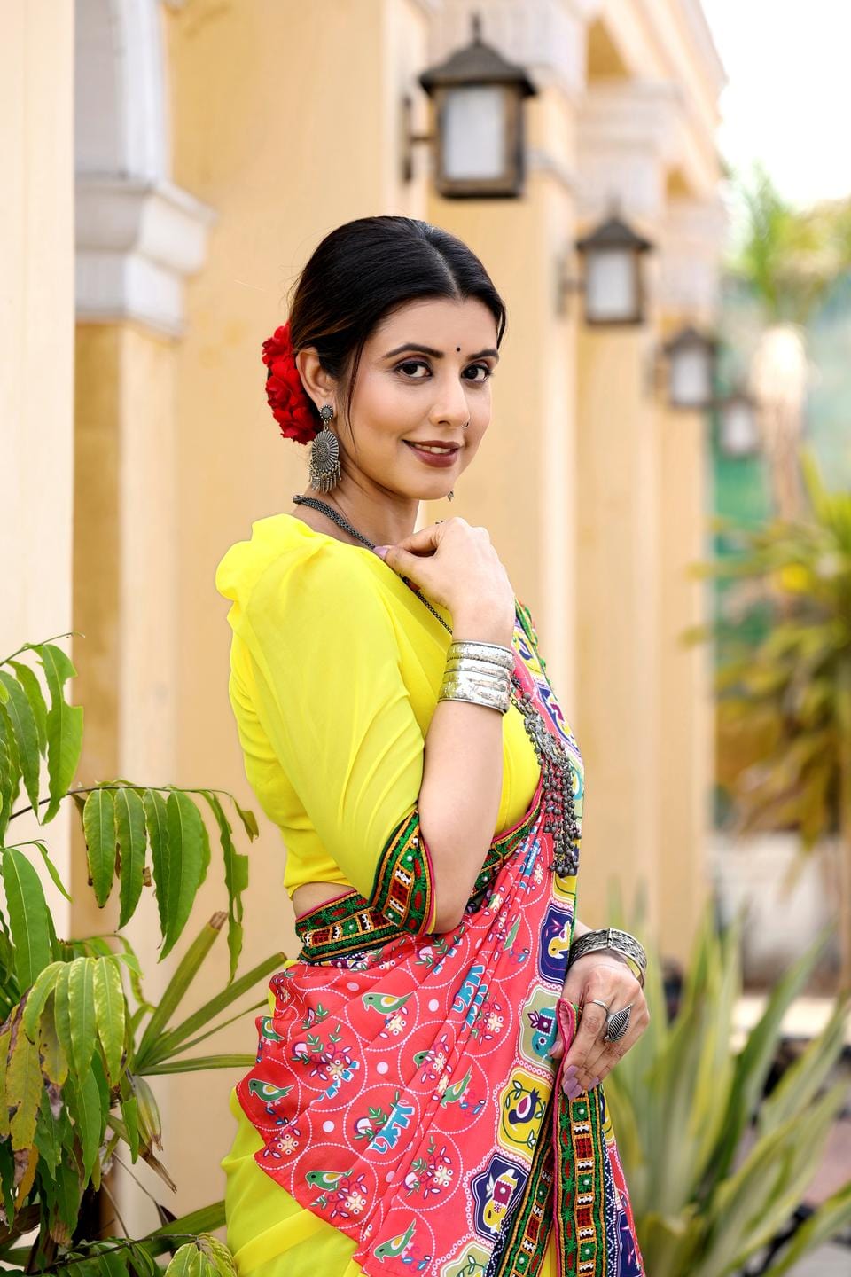 Ethnic Motifs Zari Woven Design Banarasi Saree