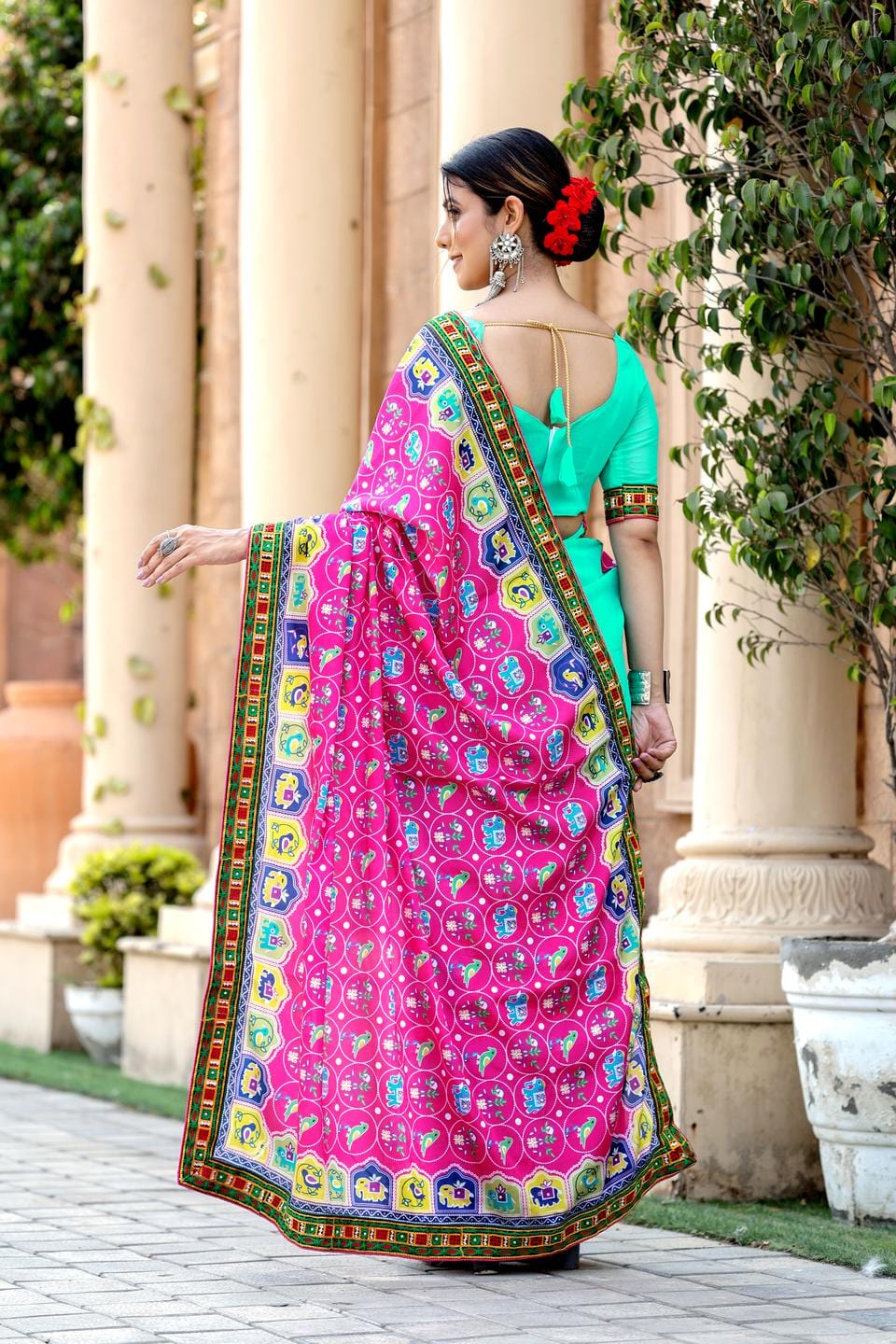 Ethnic Motifs Zari Woven Design Banarasi Saree