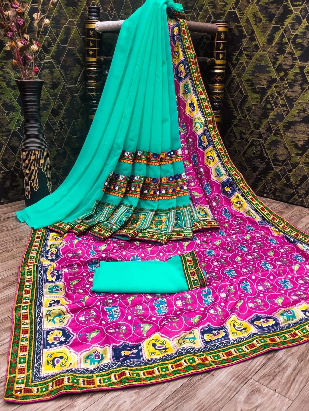 Ethnic Motifs Zari Woven Design Banarasi Saree