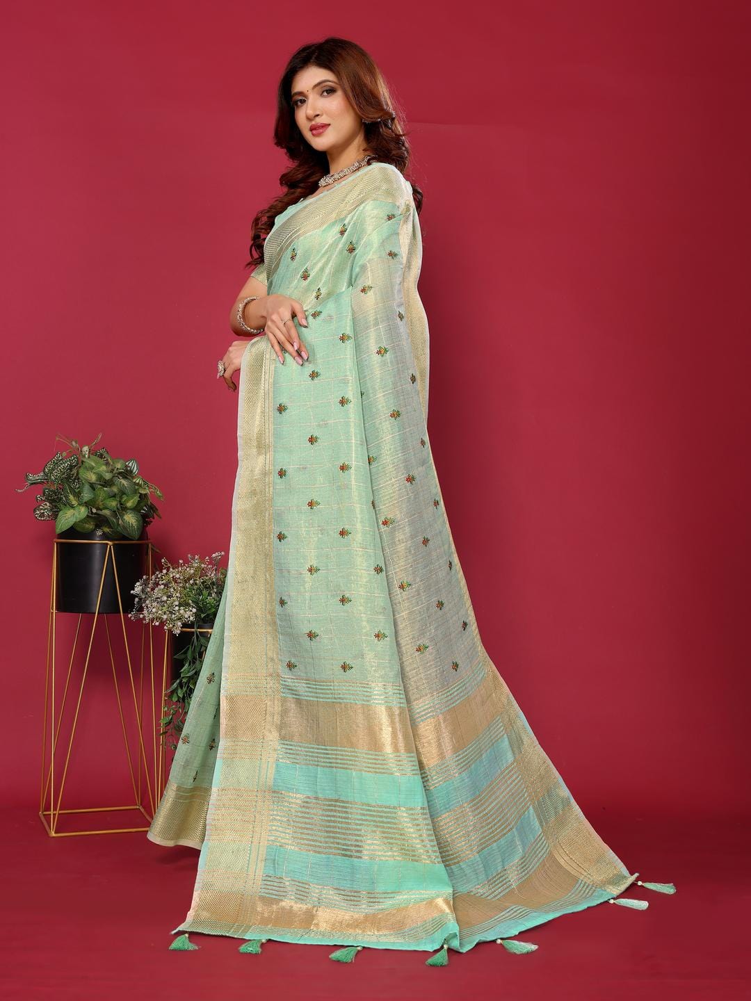 Ethnic Motifs Zari Woven Design Banarasi Saree
